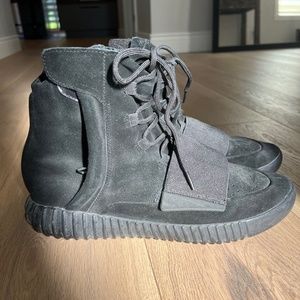 Adidas Yeezy 750 Boost ‘Triple Black’